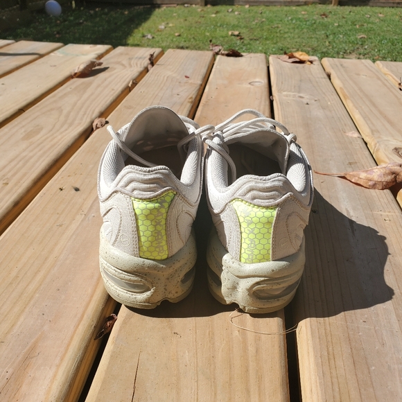Nike Air Max Tailwind IV SP Sand Running Shoes - Picture 5 of 9